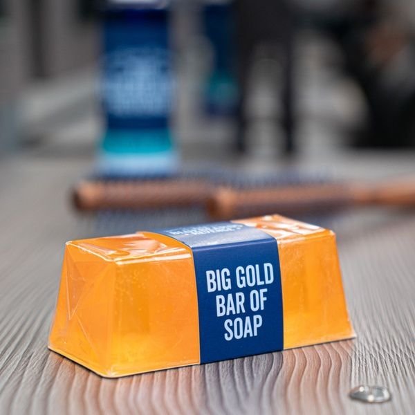 Чоловіче мило The Bluebeards Revenge Cuban Gold Soap 175г 10801003 фото